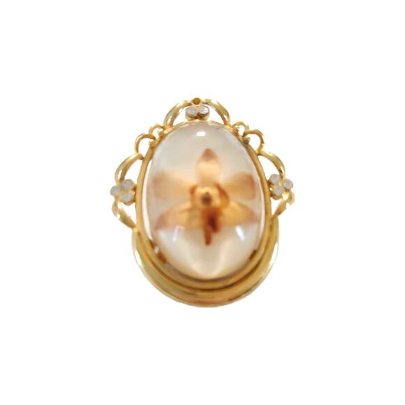 Lucite with Dried Flower Scarf Clip - Picture 8 of 10